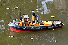 Le Charleroi Mini Boat